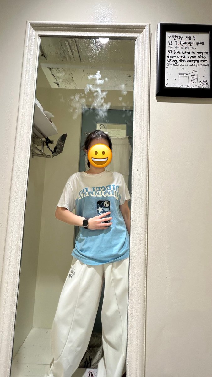 izzrrray's tweet photo. 학교가 사라지든가 내가 사라지든가 해야지 https://t.co/Cyp6t9f3am