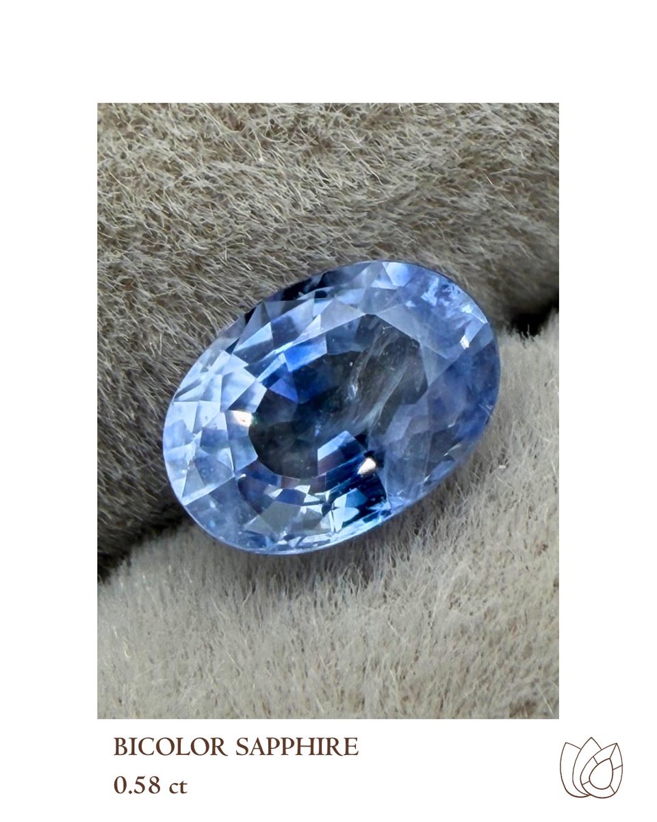 haruirogems's tweet photo. 淡いアイスブルーの中に、深いブルーが重なるバイカラーサファイア。

光を受けると細かなファセットがきらめき、涼やかな色の濃淡を楽しめます💎

0.580 ct
約5.8 × 4.1 × 2.9 mm

https://t.co/p3AasQqffc

#バイカラーサファイア #ルース https://t.co/lFZ9XPoKil