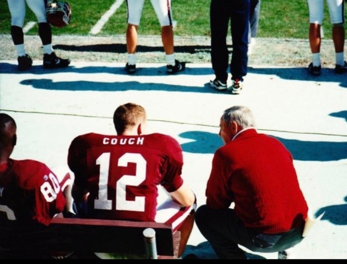 eku's tweet photo. #EKUGrad Greg Couch's path involves turning his Eastern KY roots into a successful role as founder and CEO of Meridian Wealth Management. His successes were shared, because every step of the way, he was giving back to his home region. 
🔗: https://t.co/5nxc1Quqvq https://t.co/hX2stHpw57