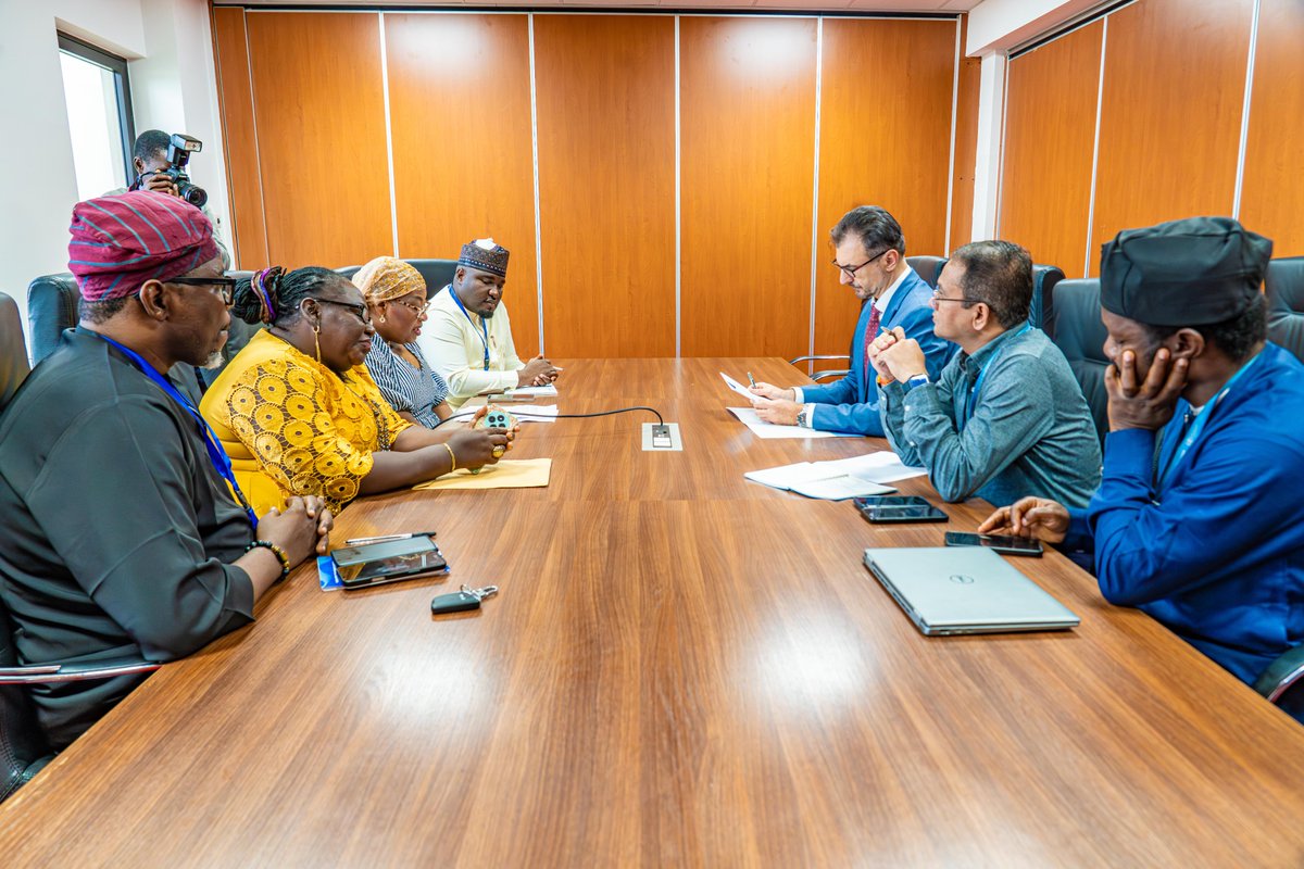 WHONigeria's tweet photo. Nigeria’s older persons deserve to live long, healthy, and dignified lives and stronger systems can make that possible.
@WHONigeria's @DrPavelUrsu welcomed the Director General of the National Senior Citizens Centre (@nsccofficial), Hon. Omobolanle Akinyemi Obe, to strengthen collaboration that is expanding access to quality and equitable care for older people across the country.

Older women and men above 60 years across Nigeria including those in rural and underserved communities,  often face barriers to accessing age friendly health and social services. However, Nigeria is making progress in delivering people centred health services across the life course. Through investments in Primary Health Care and health system strengthening, more facilities are being equipped to provide age friendly services.

Together with government and partners, WHO is supporting:

✅Integrated care for older people, mainstreaming ICOPE into primary health care, including preventive care, health promotion, chronic disease management, and rehabilitation, making it easier for older persons to receive routine care.
✅Training for health workers - building capacity to better respond to the needs of older persons.
✅Social protection and community support — strengthening community based systems for vulnerable older persons.
✅Policies for an ageing population — supporting national guidance that helps Nigeria prepare for a rapidly ageing population.

Healthy ageing strengthens families, communities and Nigeria’s future, ensuring older persons can live with dignity, independence, fulfilment and productivity.

WHO remains committed to working with government at national and subnational levels, @nsccofficial, and partners including Save the Children and UNFPA to ensure no older person is left behind.

Learn more about WHO’s work on healthy ageing: 
https://t.co/bPYv3RlzfP
#HealthyAgeing #LeaveNoOneBehind #WHOinNigeria #IntegratedCareforOlderPersons #AgeingWithDignity