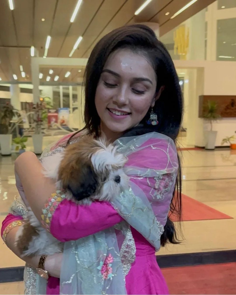 pyaarimallika's tweet photo. Every fan interaction with Mallika feels like a warm hug.

THE WORLD SHINES FOR MALLIKA

#Mallikas26thBirthday https://t.co/4biUPDOWvn