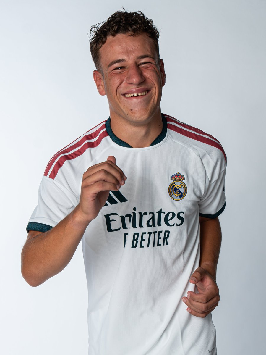 Fun_Realmadrid's tweet photo. ⚽️ Fundación Real Madrid Genuine
📸 Temporada 26/27 https://t.co/JnCvT1V58X