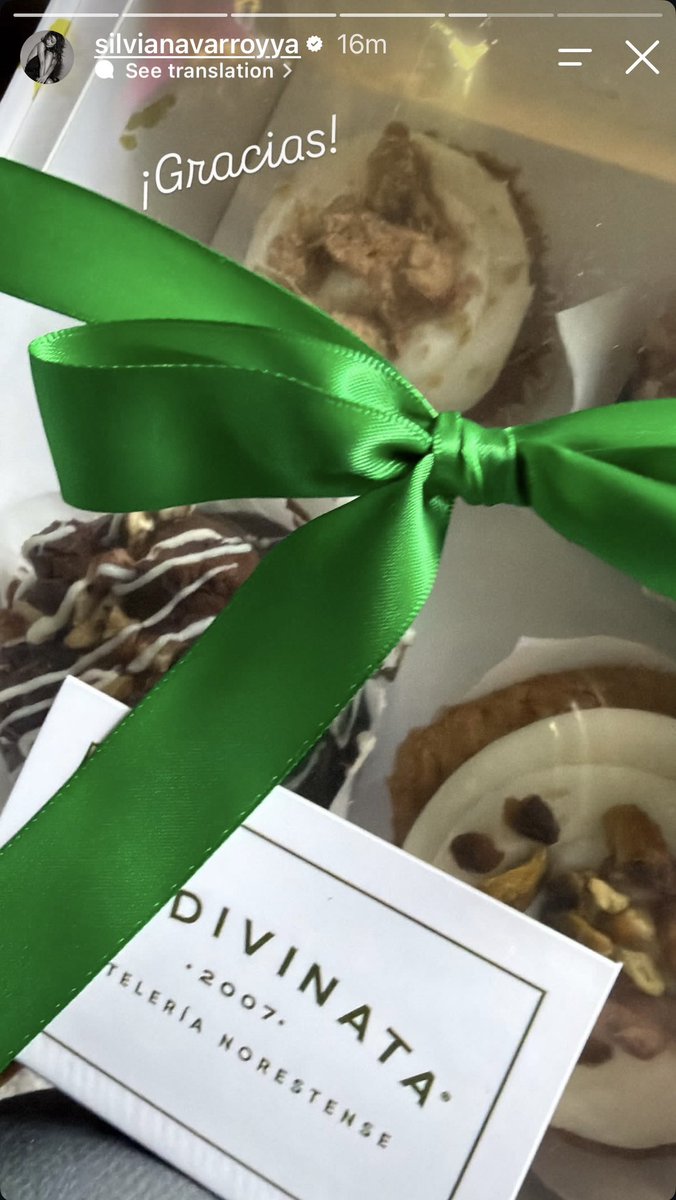 NavarritasyYa's tweet photo. gracias @silvnavarro por tomarte el tiempo de agradecer!!! ERES LUZ! Te amamos mucho 🫶🏼 
PD: esperamos te gusten los cupcakes! ♥️ https://t.co/tDkpOPIyYK