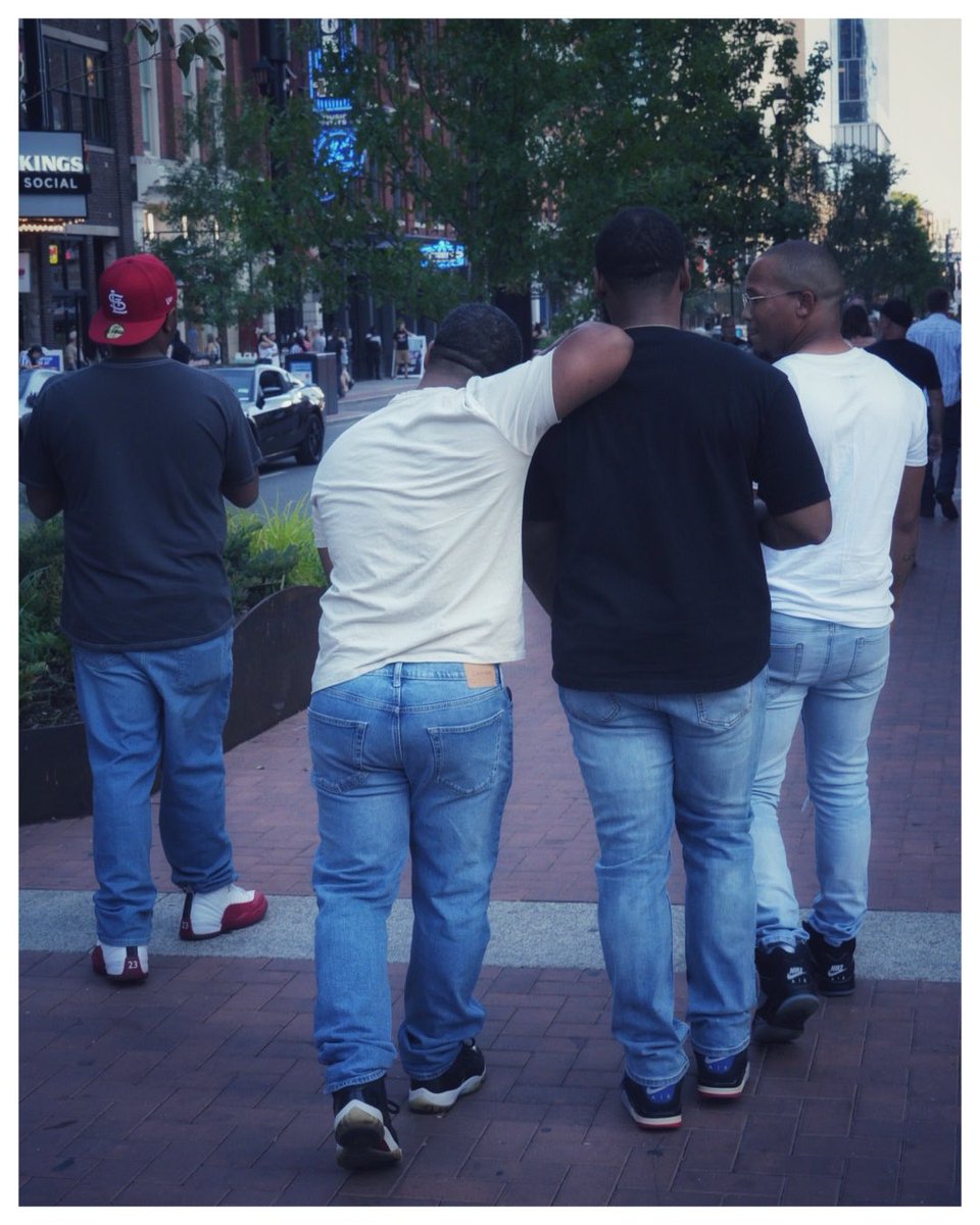 stealthography's tweet photo. #people #men #women #couple #love #friendship #brotherhood #sisterhood #forever https://t.co/mg75wddKQ8