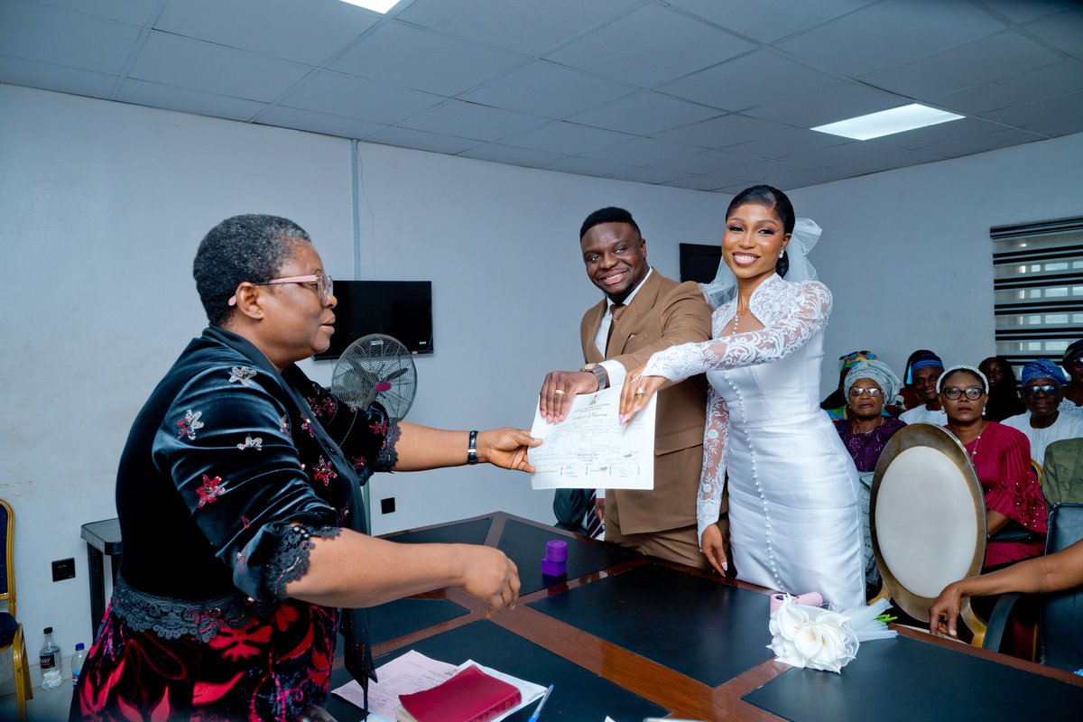 toyosioyejobi's tweet photo. Introducing Mr Michael Omotoyosi Oluwalehinmi Oyejobi and Dr Mrs Bisola Oluwaseyori Oyejobi❤️ ..... Looking back at our beautiful civil wedding day on August 10th 2026!
#MB2027 #newbeginnings #civilweddingnaija #civilweddingceremony #lovestory https://t.co/itSFEoCjGf
