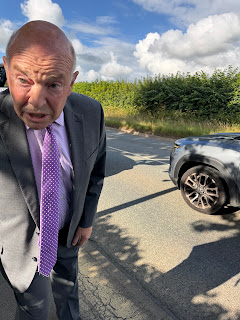 ChurchVictims's tweet photo. Controlling Pastors #brentwood #essex #cult #church #christian #haverfordwest #pembrokeshire #wales #elim #elimpentecostal #withybush #kingdombank #spiritualcontrol   https://t.co/M86iDBt1mc https://t.co/8201O9Qs9Y