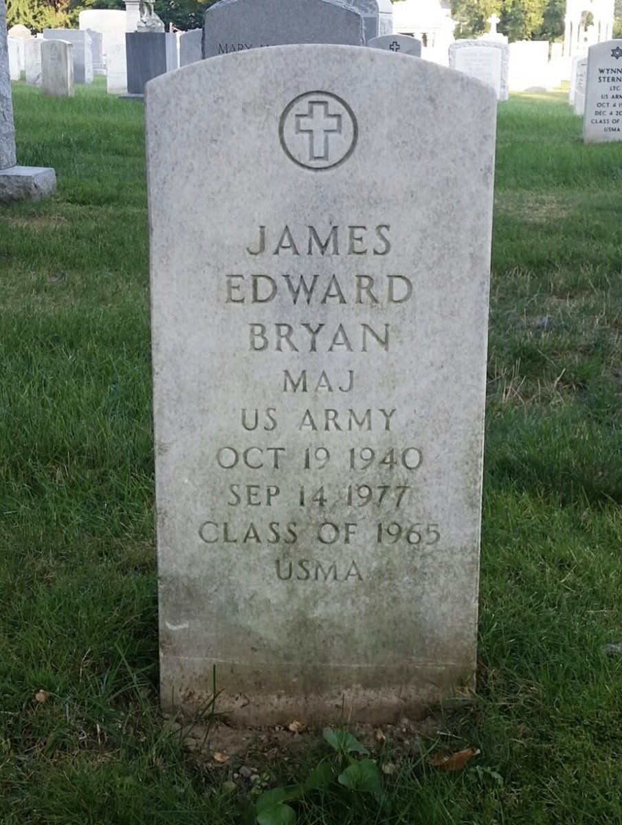 op_hawkeye's tweet photo. 9.14.1977 ~ Major James Bryan ๐บ๐ธ
#OpHawkeyeRemembers #JamesBryan #USMA #82ndAirborne #75thRangerRegiment <1> #SilverStars (2) #BronzeStar #RLTW #SuaSponte #supportourSOFcommunity #Operation_Hawkeye
๐ https://t.co/JG3G7gyM8Z
๐ https://t.co/GGuO3yW2b3
๐ https://t.co/KZJNmuEsML
๐ https://t.co/Da1IHhqmEt
๐https://t.co/tdLZmvxaTP