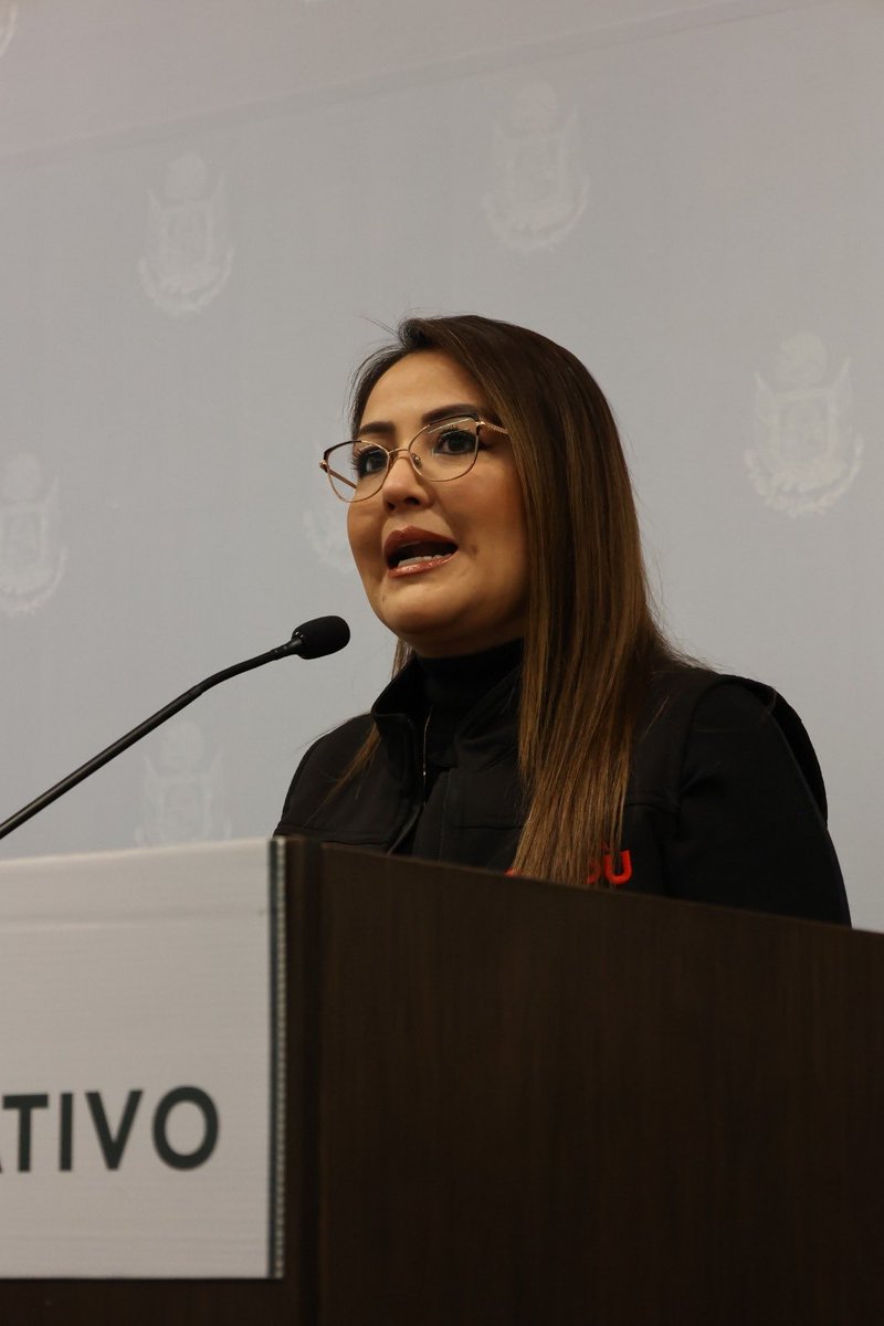 Ivanglez_notv's tweet photo. 🚨 Claudia Díaz Gayou propone penas de hasta 50 años para frenar vínculos los llamados cárteles inmobiliario y del agua
https://t.co/0BAprKuSfs https://t.co/6h4Ot8xeCX