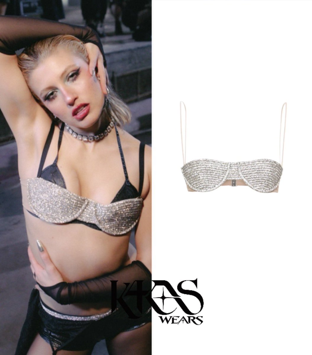 K4OSWears's tweet photo. @inescivit para Berlín 🖤🪽

★ Corpiño NUE “MIDNIGHT RHINESTONE BRA TOP” (no disponible) 

Images belong to Ines Civit. Brands belong to their owners. fashion inspiration only. DM for removal. 
—
#K4OS @K4OS_oficial https://t.co/gLyqANtLIT