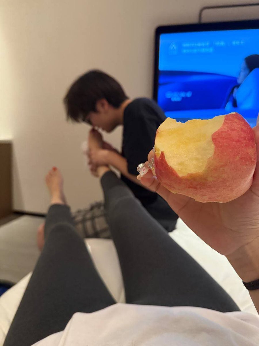Rodrigu76411492's tweet photo. 什么叫性福 有懂的姐妹吗 欢迎志��道合的姐妹交流玩狗经验哦 https://t.co/VJNNMM68YI