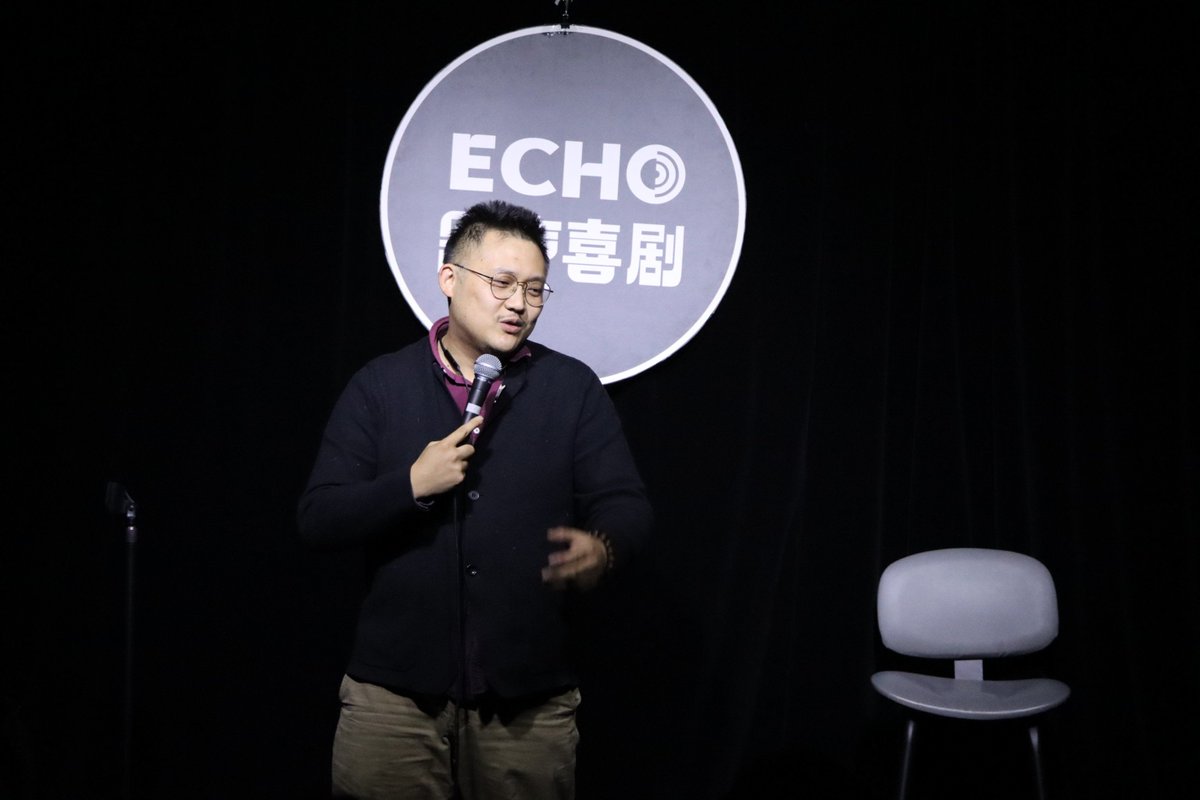 RenaySimpeqz's tweet photo. Just got roasted so hard at tonight’s comedy show that I’m already taking notes for my comeback set tomorrow. Shoutout to the comic who knows my coffee order and my bad habit of leaving socks everywhere—you earned that mic drop. #LiveComedy #OpenMicNight， https://t.co/IEsw9hbH1F