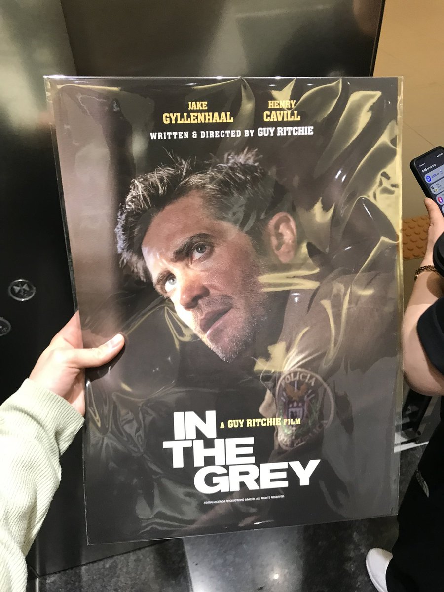 imrushon's tweet photo. Cinema locked in 💅🏻💍 https://t.co/41j7340jqY