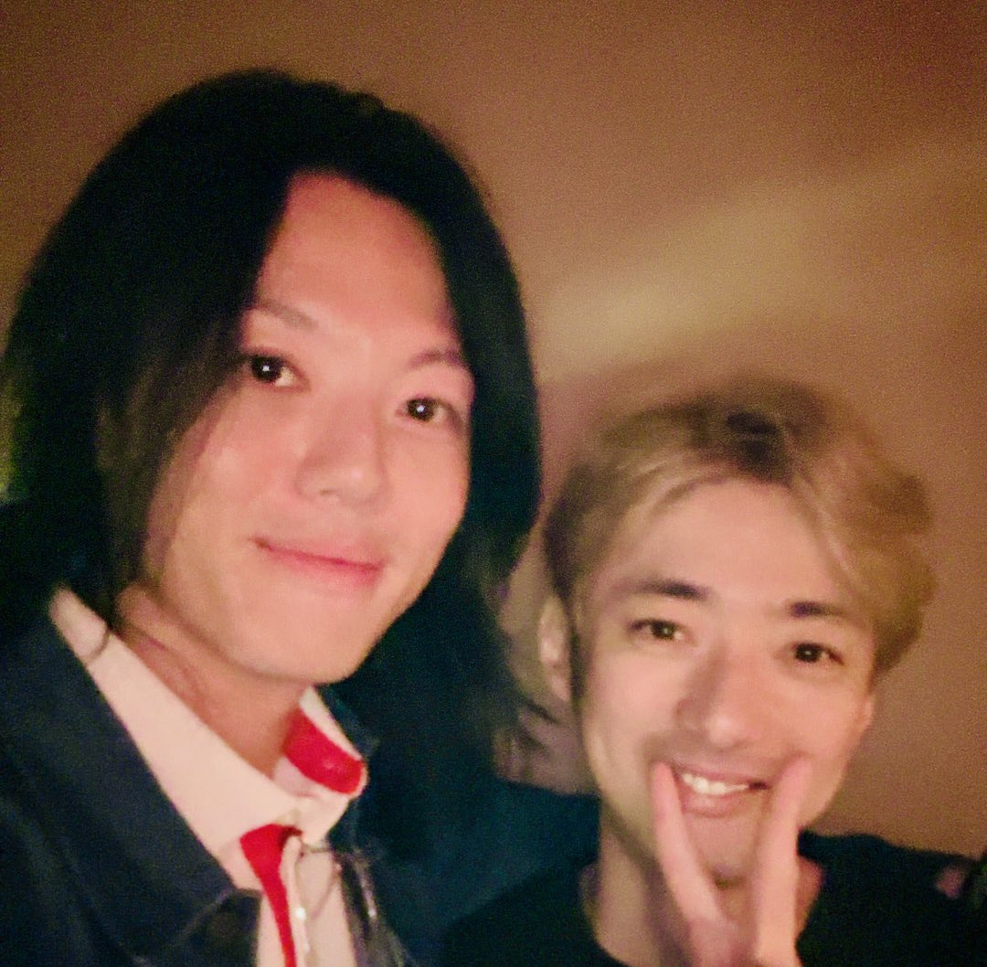MuroTatsuki's tweet photo. 事後報告です。

大阪滞在中に会いました。

変わらず元気でした。

こちらも元気になりました。

楽しかった♪
ありがとうマーシー
#伊藤政氏 

三兄弟舞台待ってる😉 https://t.co/vyafuUmonP