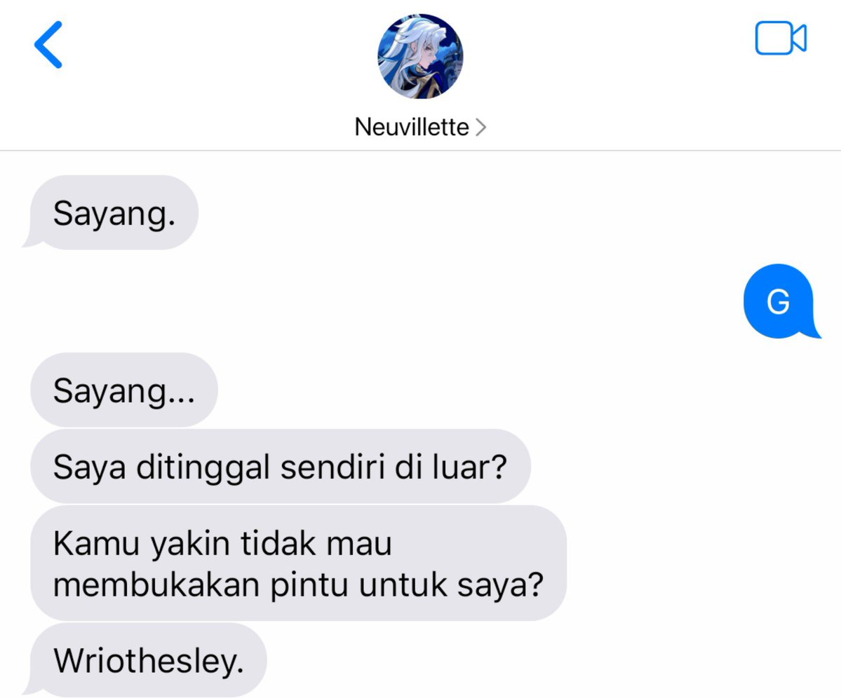 Phayinon's tweet photo. #Neuvithesley kinda 🔞

Edisi Wriothesley ngambek waktu liat suaminya, Neuvillette, megang tangan rekan kerjanya. https://t.co/Bc4iYln05N