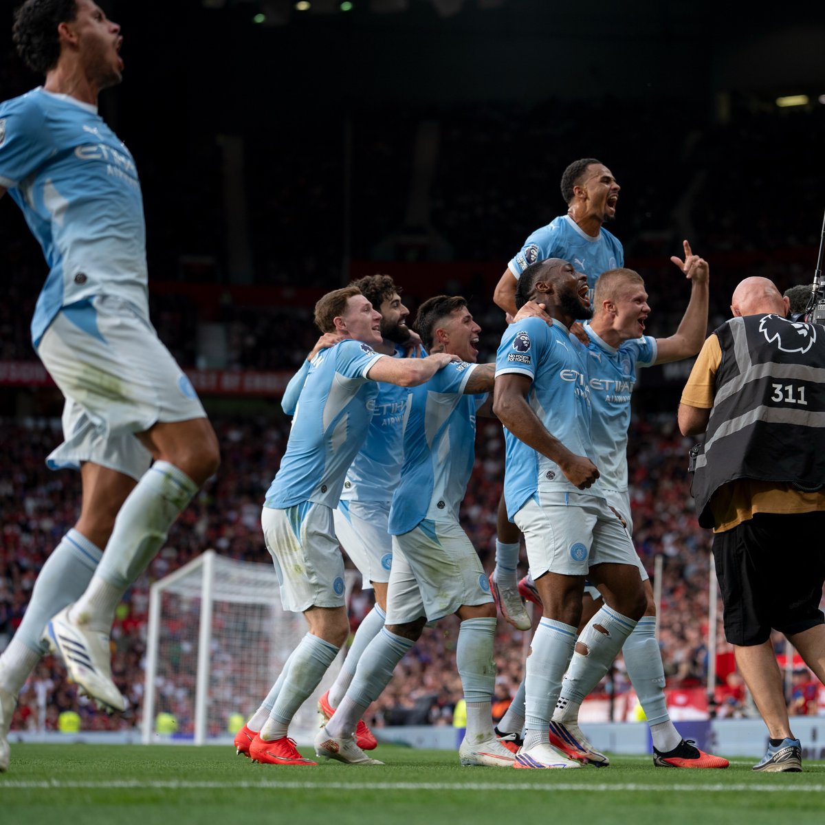 enzitoupdates's tweet photo. "MANCHESTER 🩵🩵🩵 Never stop believing. What a feeling! Enjoy it, Cityzens"

Enzo via Instagram! https://t.co/9dgM14t6ia