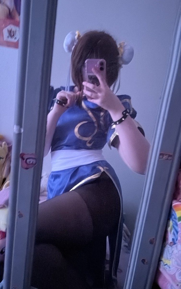 cuterponies's tweet photo. #cosplay https://t.co/wmoP5NvdF5