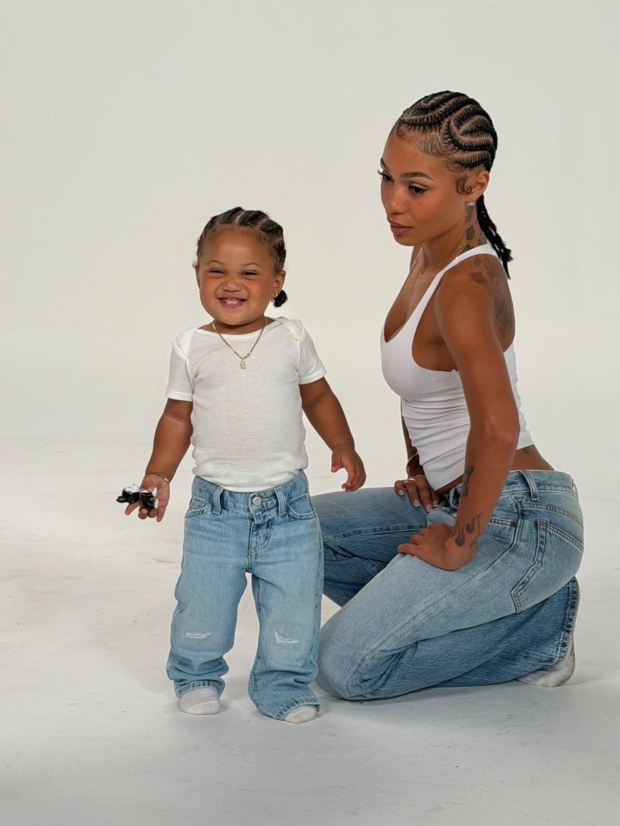 SunnyBanks_'s tweet photo. Coi Leray and her Baby girl Miyoco 🥹😍. Coi is dropping a music video for Nothing Into Something this Friday!9/18. https://t.co/o6OwwFTG1X