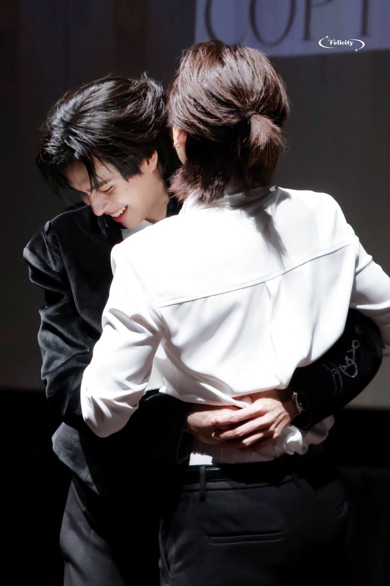 Felicity_511 tweet picture