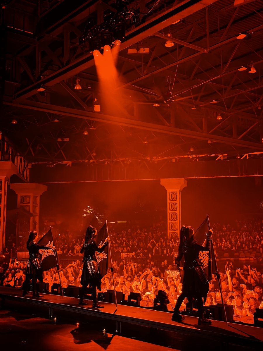 BABYMETAL_JAPAN's tweet photo. Thank you for coming to BABYMETAL WORLD TOUR 2026 in Raleigh, NC🌳🌳🌳🇺🇸
#BABYMETAL #RALEIGH https://t.co/8EcxVMn5Ag