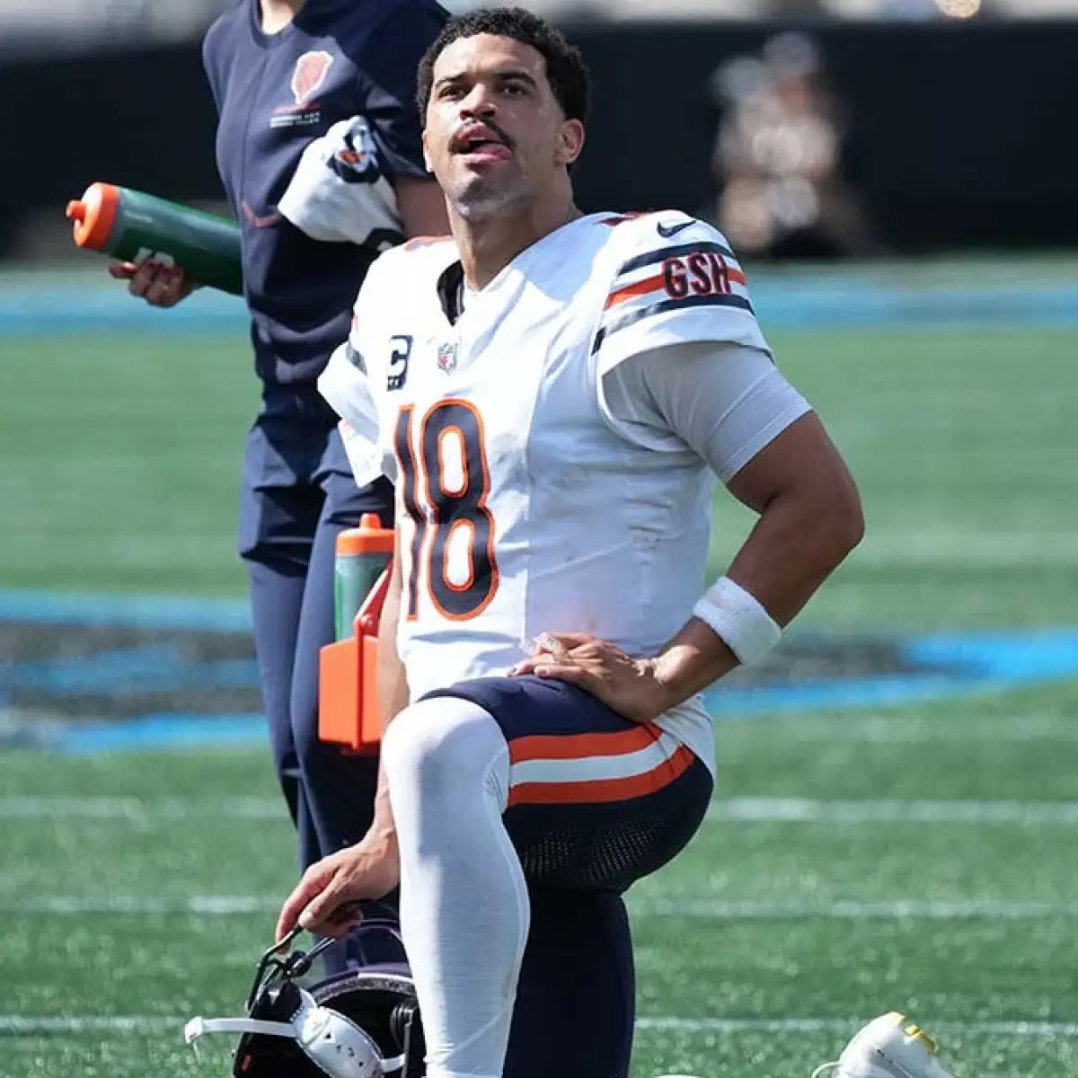 DieHard_Chicago's tweet photo. Year 1: Everyone said Bears made a mistake taking Caleb Williams of Jayden Daniels

Year 2: Same folks said Bears now made the mistake of taking Caleb over Drake Maye

Year 3: Same folks are saying Caleb Williams is a legit MVP candidate. https://t.co/8InIViUi72