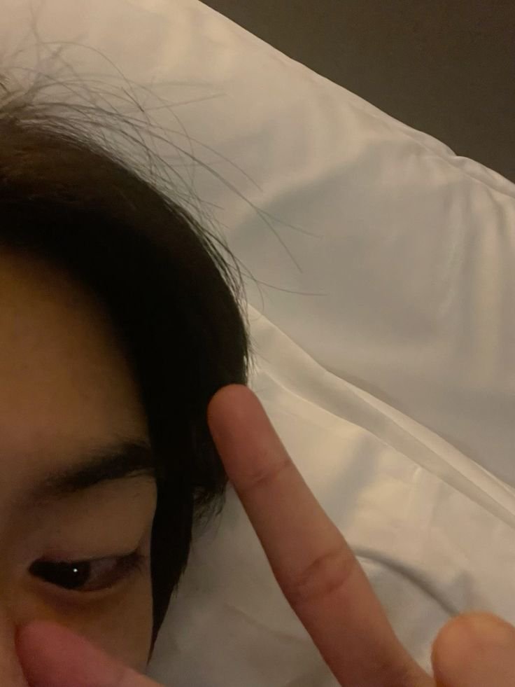 teensleoo's tweet photo. gnight gusy. ✌ https://t.co/dLcxCvHL9B