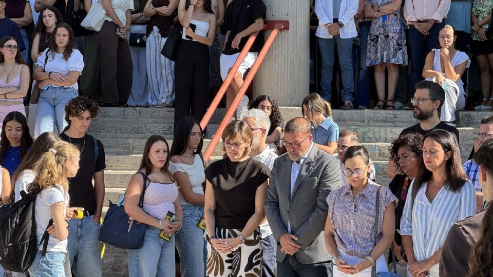 latinus_us's tweet photo. Universidades de España condenan y exigen justicia por el feminicidio de estudiante en Morelos.
#Latinus #InformaciónParaTi 
https://t.co/g7lFVKO7yH https://t.co/rd86Cr7LkQ