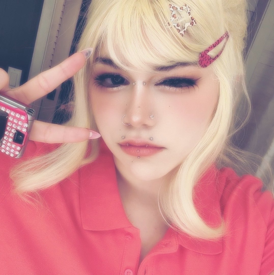 SEOLARClTY's tweet photo. bait used to be believable https://t.co/J7bqWzrBzN