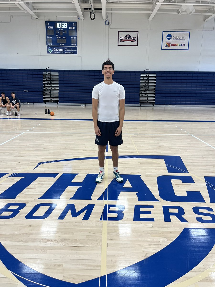 IthacaMBB's tweet photo. Happy Birthday Sam! Have a great day!

#GoBombers | #Family | #d3hoops https://t.co/vGXsFsMa5U