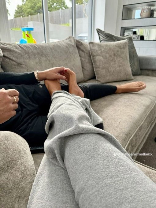 Am_hailey's tweet photo. Normalize starting over and let someone love you correctly ❤️🥺😩 https://t.co/Vh5jg1np6C