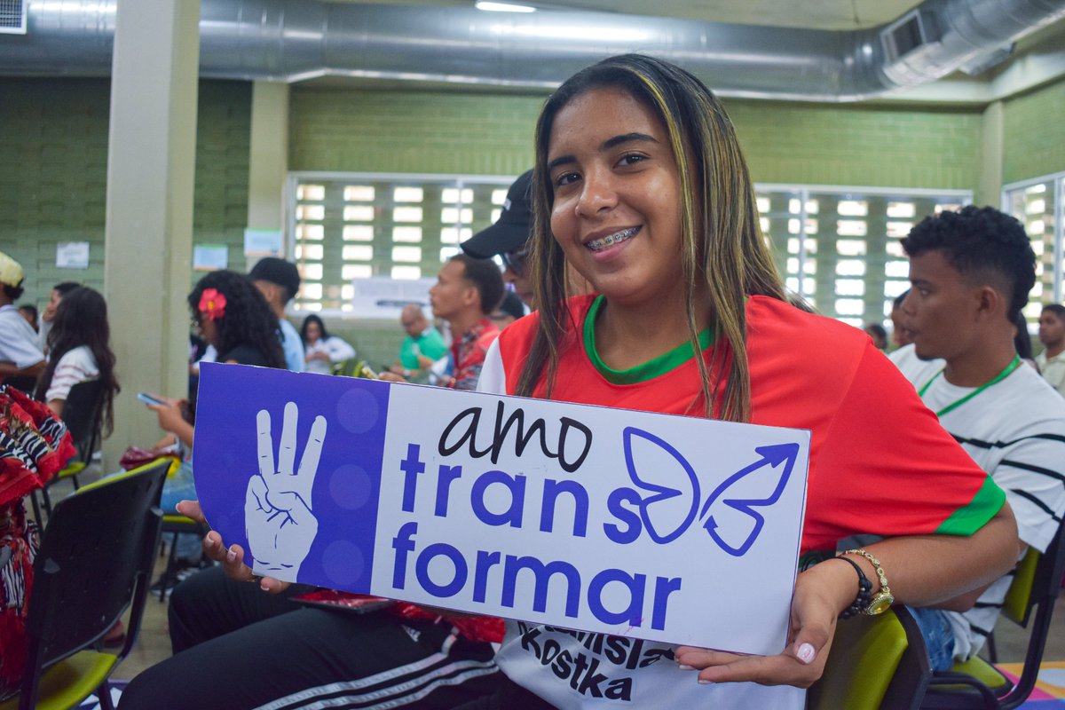 pdpdiqueco's tweet photo. Las transformaciones no ocurren de un día para otro,se construyen paso a paso, con ideas, voces y personas dispuestas a hacerlas realidad. 🌱✨ https://t.co/4wg83QuT32