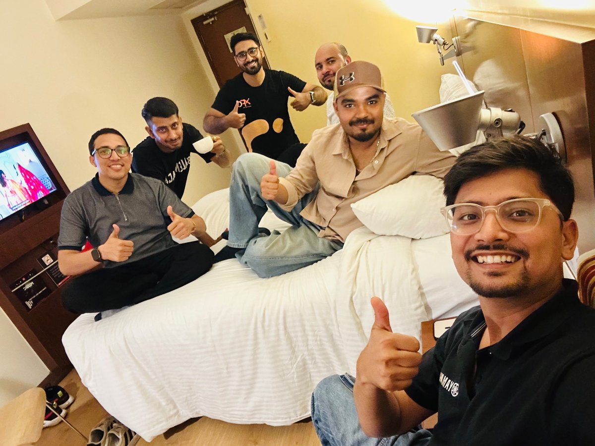 Shahvez002's tweet photo. Good vibes, great conversations, and lots of excitement! ❤️‍🔥
All the Xiaomi Fans together, discussing and sharing the excitement ahead of tomorrow’s launch. 🚀📱

#XiaomiFansClub #RedmiNote17ProSeries @RedmiIndia
@_arbazsiddiqui @xfcmeerut @pixelwithme https://t.co/luMQsRJIwR