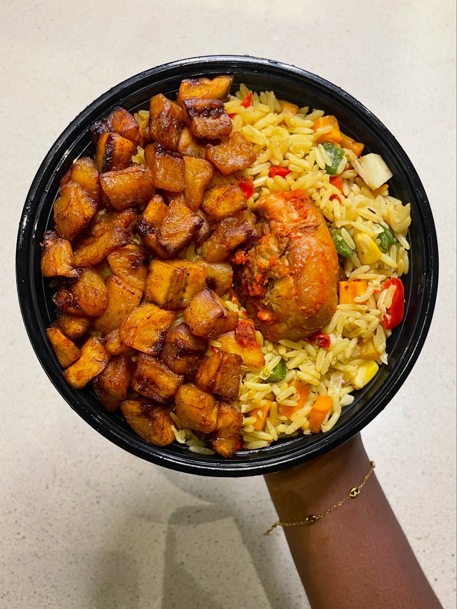 Cookout_ng's tweet photo. Who doesn’t love fried rice?😋

How you can order: 
-COOKOUT on Glovo
-COOKOUT on Chowdeck
-Send us a Dm on WhatsApp (+234 903 324 6865) https://t.co/oXD2dSUrPs