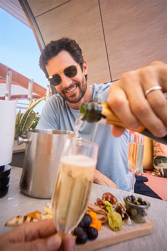 splendorvaca's tweet photo. From relaxed afternoons and incredible dining to meaningful moments shared with family and friends, Celebrity Xcel is designed to bring people together. 

✉️ Contact me today to book your Celebrity Cruises getaway.

#luxurytravelagency #splendorvacations #travelagency https://t.co/RBdusHk3Ab