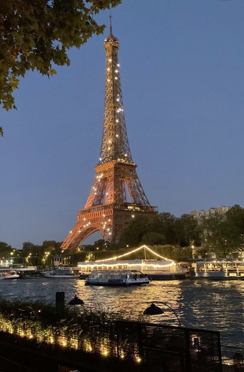 W0rld2026's tweet photo. Paris, France 🇫🇷 https://t.co/HQAF9vV6rB