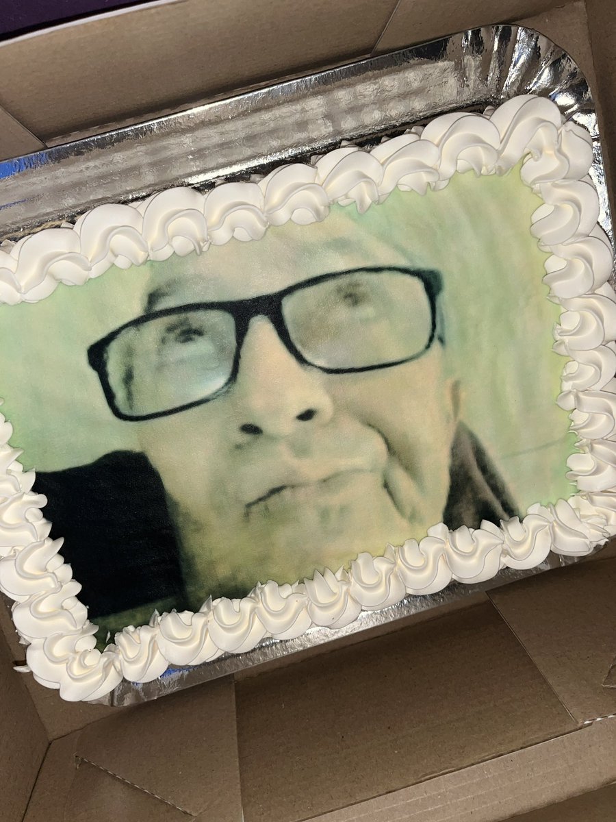 prettykaixs's tweet photo. Mds que tanto de gente é essa fazendo aniversário hoje ?? https://t.co/pLYia3JXCP