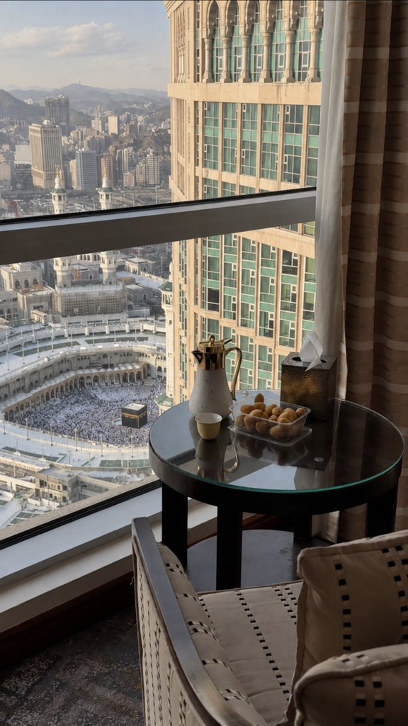 as_u14's tweet photo. لم يكن الأمر مُجرد قهوة ✨ .
. - 𝚃𝚑𝚊𝚝’𝚜 𝙻𝚘𝚟𝚎 - https://t.co/opdBGMjPSm