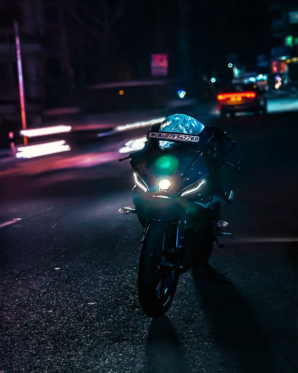 shenksid's tweet photo. Night rides, city lights, and the freedom to keep moving. https://t.co/0gKWbhy86p
