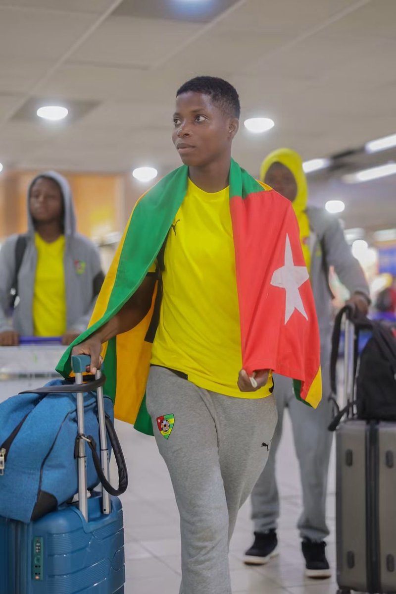 ZBalouki's tweet photo. Arrivées à #Yamoussoukro le dimanche 13 septembre, les #ÉperviersU17 filles s’apprêtent à faire leur entrée dans le tournoi UFOA B. Après une préparation de plusieurs semaines à Lomé, les Togolaises affrontent la #CôtedIvoire pour lancer leur campagne.

#Togo #UFOABU17 https://t.co/zacghwJJwy