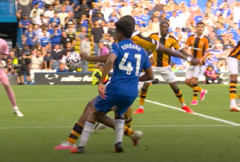H_Reports_'s tweet photo. When will Chelsea sit down with Pro Ref and discuss these decisions then? How many times are we not going to get decisions our way?
The club need to react similarly or it will keep happening every week. We are too soft.
#CFC https://t.co/gpPGbtTOZO