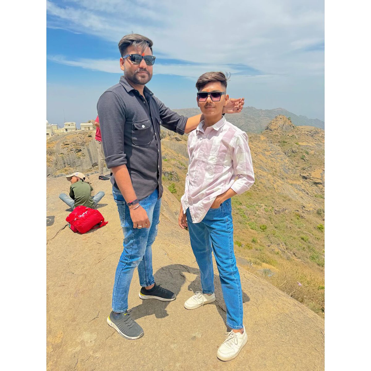 TunaKandermir's tweet photo. Happiness is spending time with my brother, @k_i_n_g_of_rajpurohit https://t.co/06ZCxZKFjD