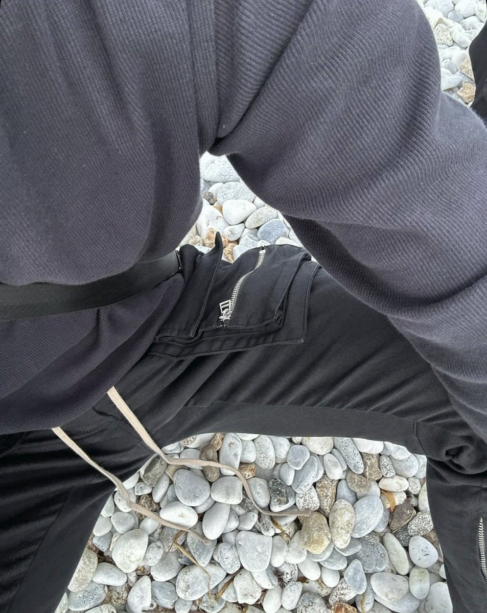 2zyjh's tweet photo. 服オシャレになりたいな https://t.co/kCKOPAJsVI