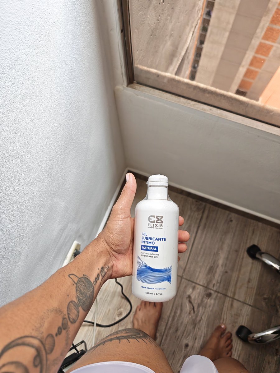 KmiloS23's tweet photo. Me parece el mejor lubricante de todos https://t.co/yt9GC8TdXN
