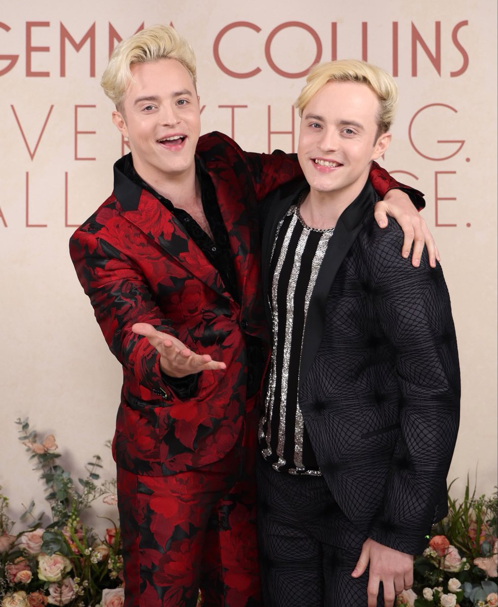 planetjedward's tweet photo. Sending Jepic Vibes https://t.co/tPmHPJhNe9