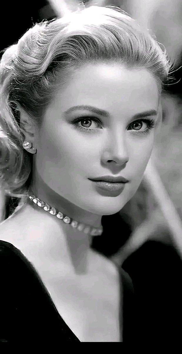 francescocz88's tweet photo. #accaddeoggi #14settembre1982 #14settembre2026 #44annifa #gracekelly #cilasciava #avevasoltanto #51anni #attrice #principessadimonaco #modella #eranata #il #12novembre #rip #seisempreconnoi #pernondimenticaremai 🙏😭💔🌹♏️🦂 https://t.co/BT4JNt2YUq