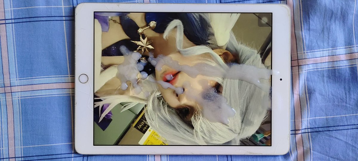 cang_yue_lan's tweet photo. 😋😋😋 ＃射屏 https://t.co/pSs2Gtf4oJ