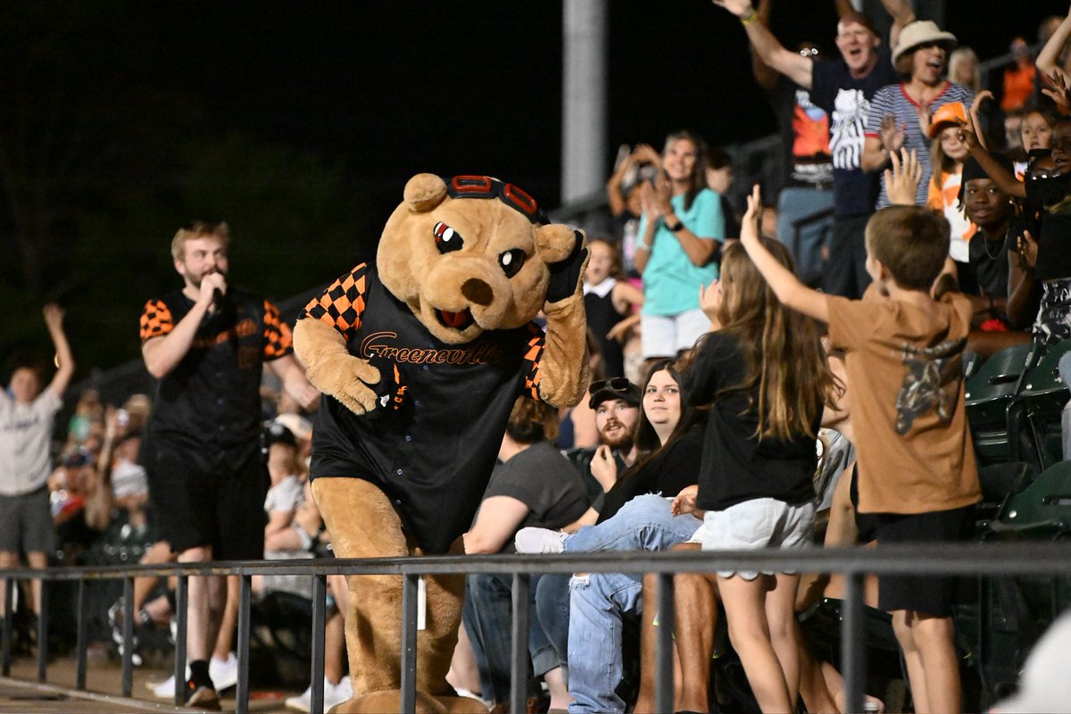 GFlyBoys's tweet photo. 2026 Appy League Organization of the Year! #WeStayFly
Read the full story linked below.
π° https://t.co/JOLdigW5f8 https://t.co/1FtLIhvYnD