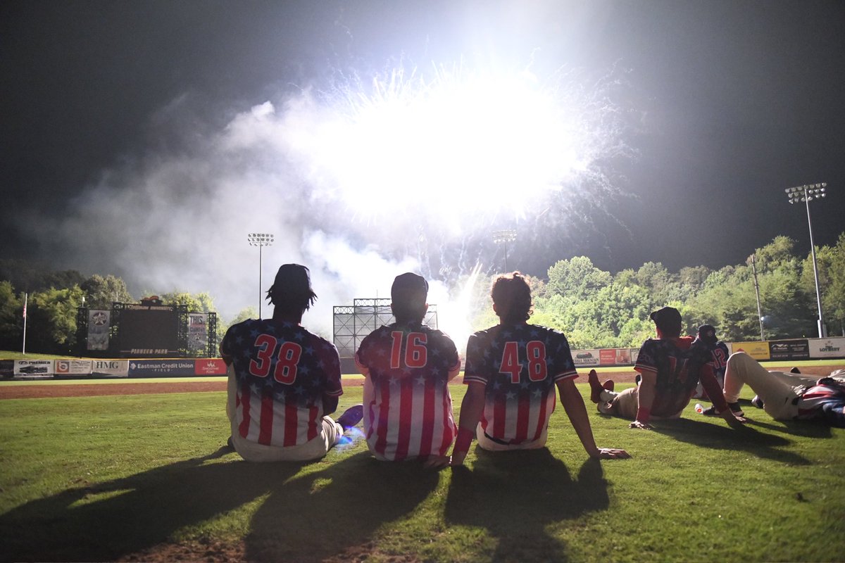 GFlyBoys's tweet photo. 2026 Appy League Organization of the Year! #WeStayFly
Read the full story linked below.
π° https://t.co/JOLdigW5f8 https://t.co/1FtLIhvYnD