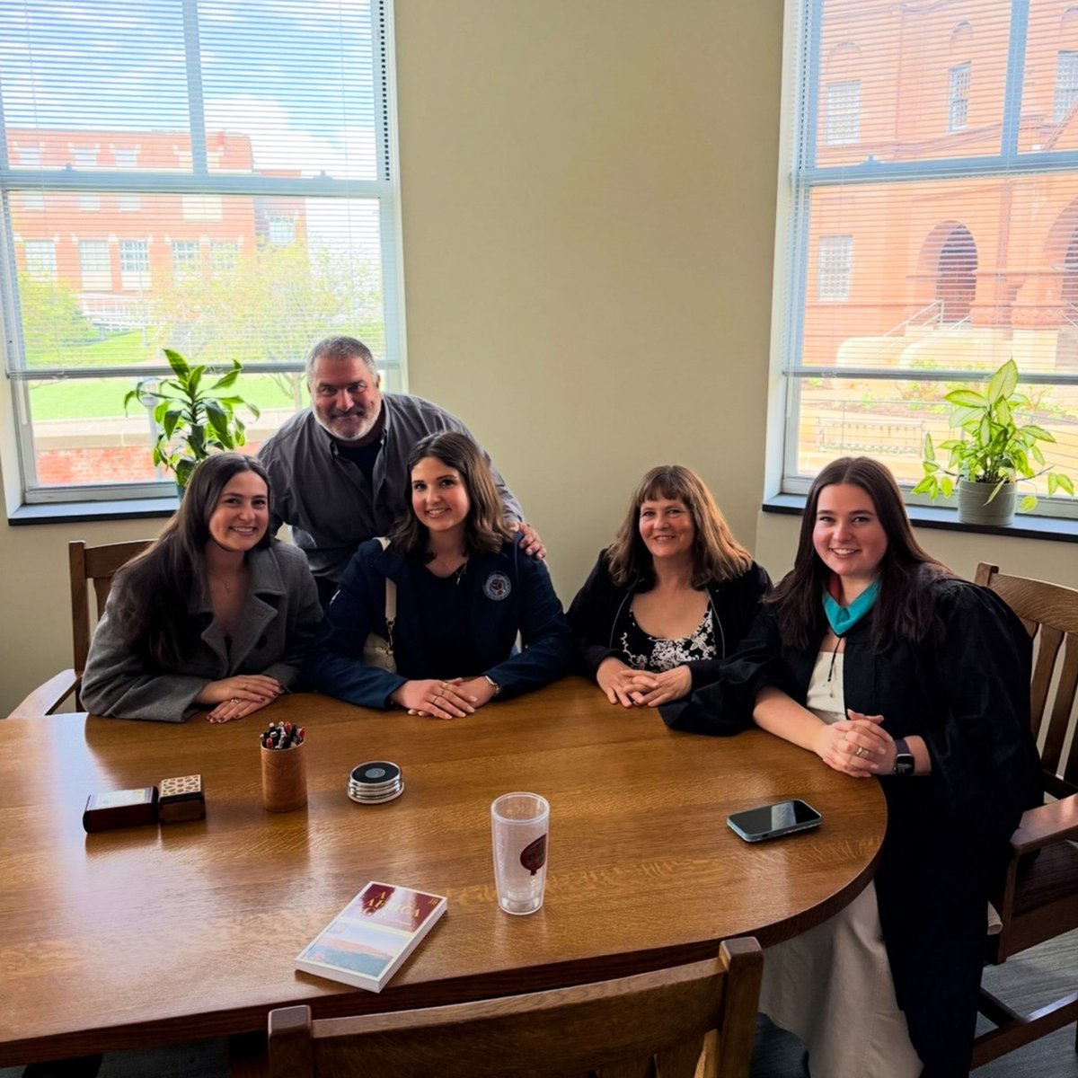MaxwellSU's tweet photo. Growing up on their family farm, Taylor, Sydney and Lauren Grosso had different plans for the future. Each eventually found her way to Maxwell, earned an M.P.A. and followed her own path. 🧡

Read more: https://t.co/XtxEwSSEg0 https://t.co/og3jrWcCAG