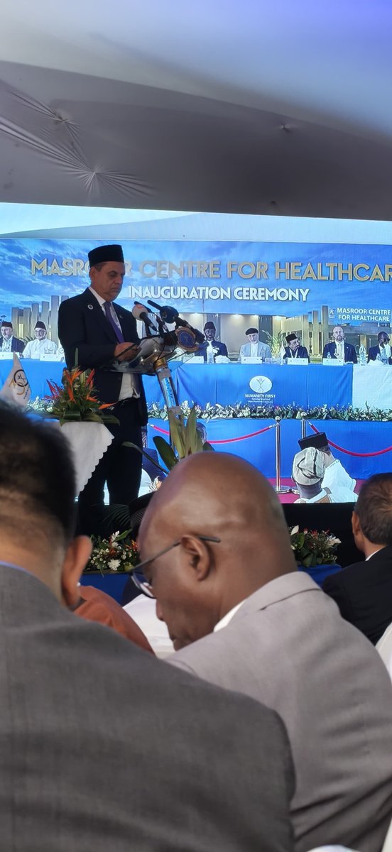 MasroorCentre's tweet photo. Humanity First Chairman, Syed Ahmed Yahya, reflected on the humble beginnings of Humanity First, the real and growing need for healthcare in Côte d’Ivoire and the wider West Africa region, and the guidance of Khilafat that continues to shape this mission.
#MCH_Inauguration https://t.co/Q2Gpgi1tnt