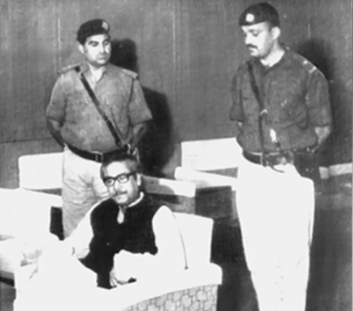 SabeeKazmi786's tweet photo. یہ شیخ مجیب کو پنجاب آنے پر گرفتار کیا گیا تھا، آج سہیل آفریدی کے ساتھ وہی تاریخ دہرادی گئی۔۔۔۔ https://t.co/Iiwzbla8pO